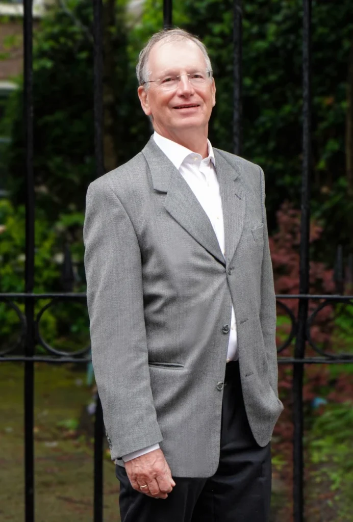 mr. D.J. van Dijk